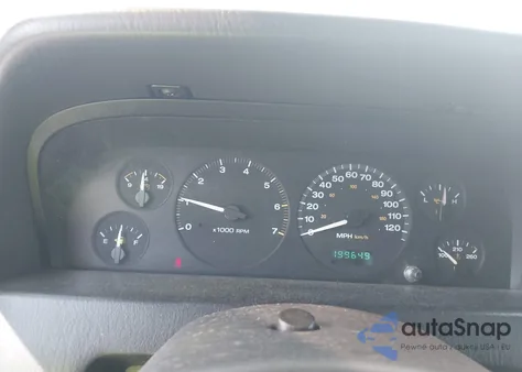 2004 Jeep Grand Cherokee Laredo z USA, uszkodzony, nr VIN 1J4GX48S84C284581